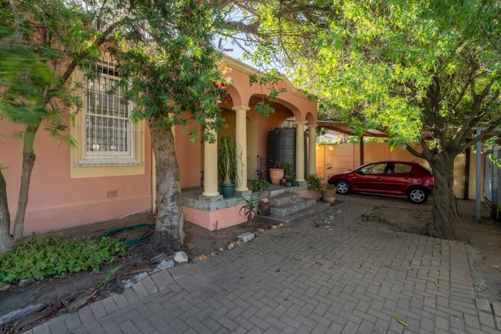 House sold in Mowbray - KW1678391