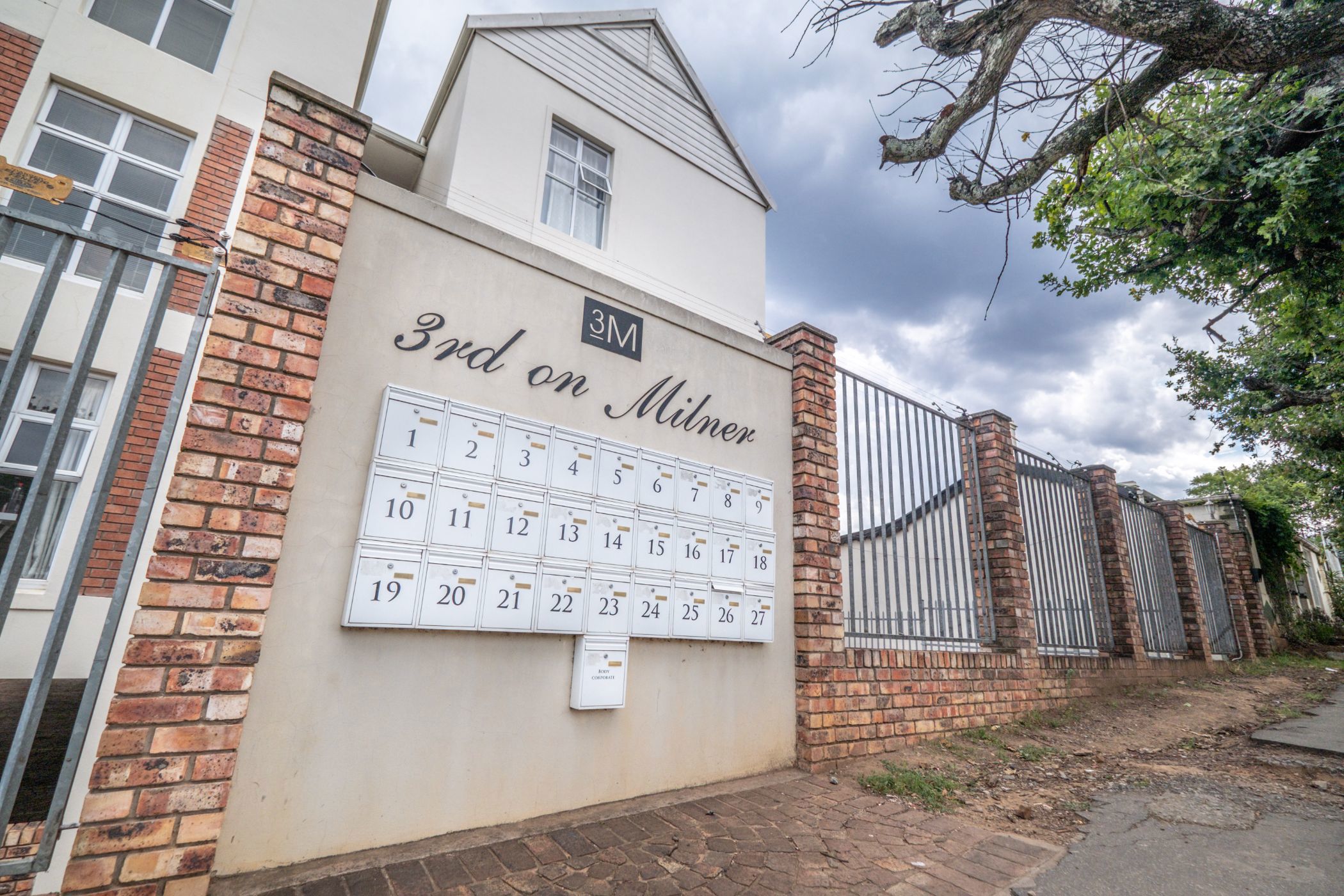 Apartment to rent in Grahamstown Central (Makhanda Central)  - 1GC1711150