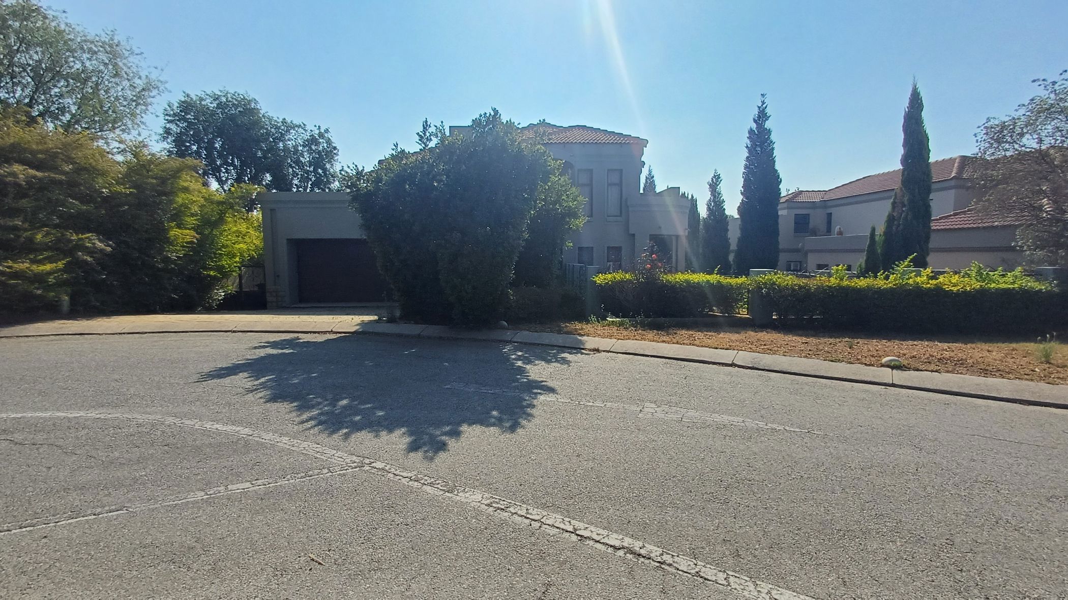 Golf estate house sold in Blue Valley Golf Estate - CN1678006