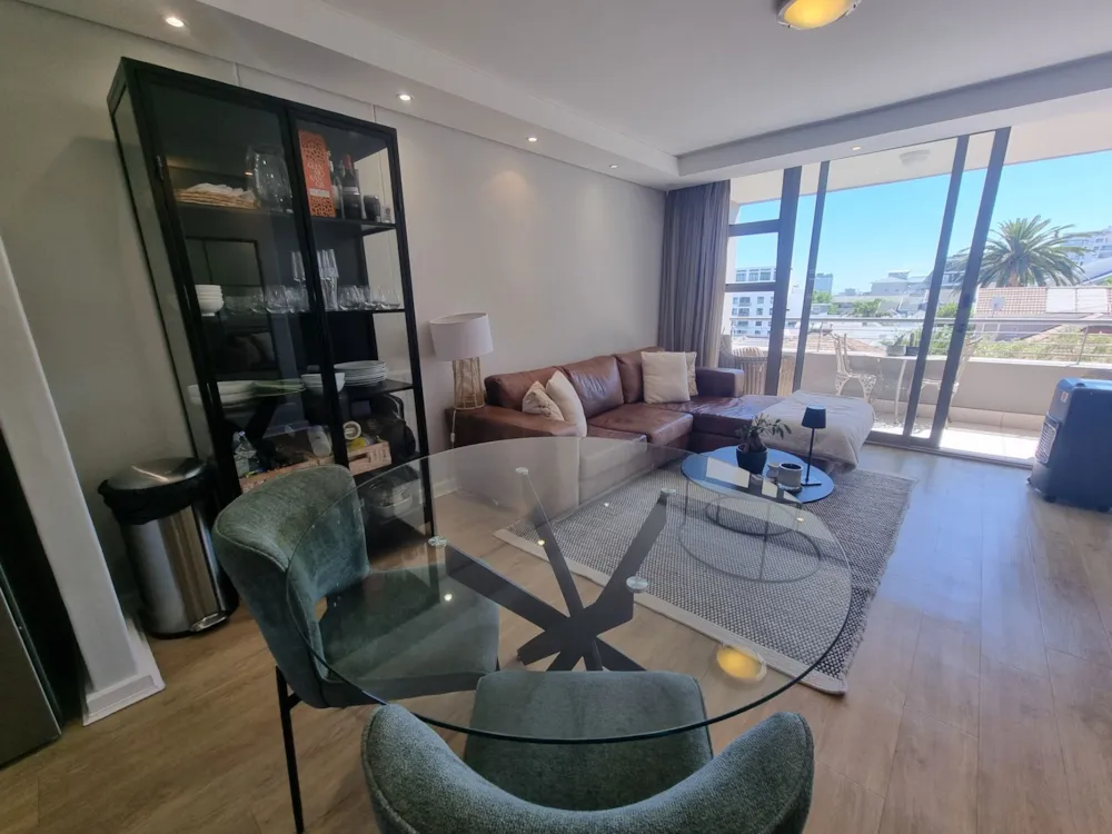 Apartment let in Sea Point - ASL1730868