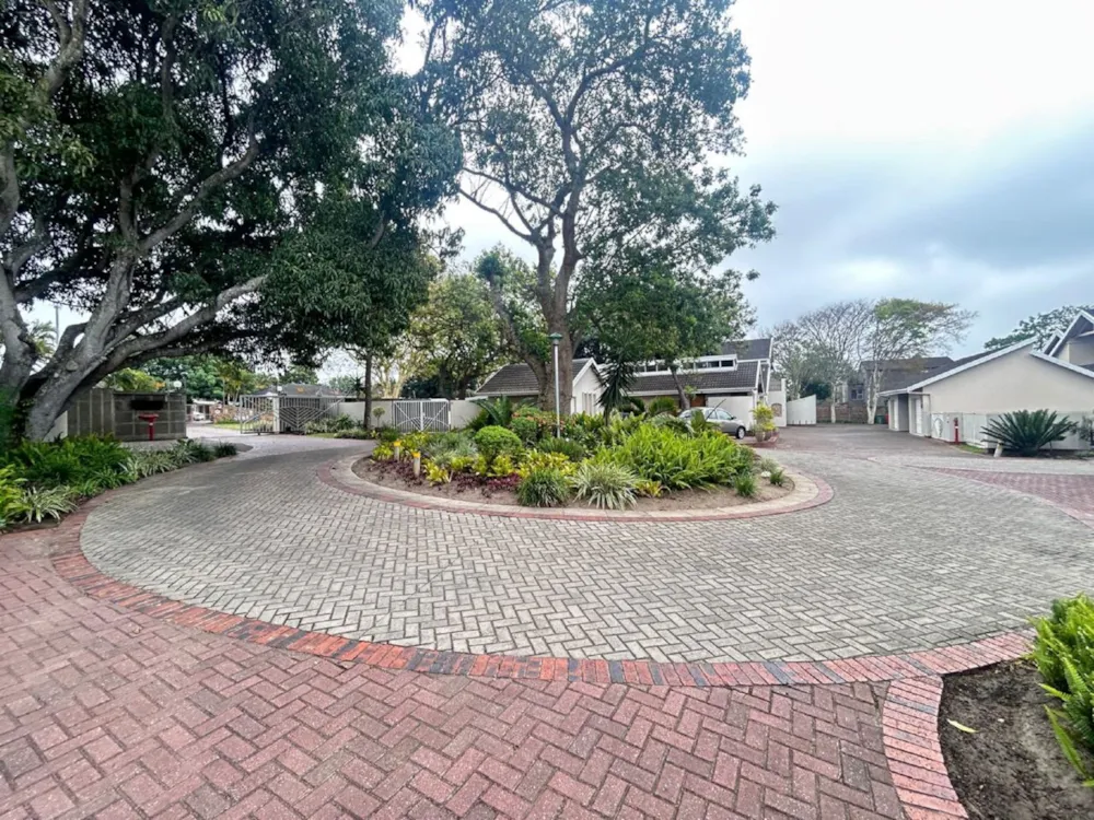 Security complex home for sale in Meer en See - 1RY1619720 Security complex home for sale in Meer en See - 1RY1619720