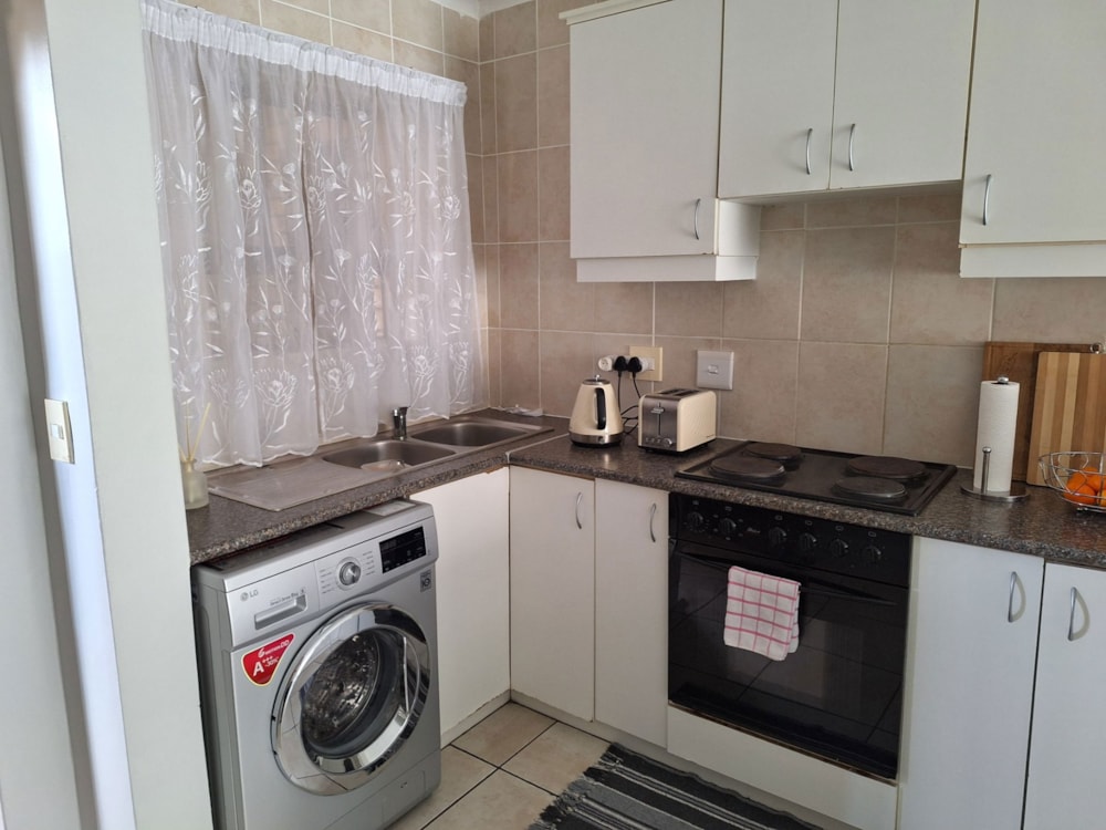 Apartment let in Gordons Bay - SWL1675406 Apartment let in Gordons Bay - SWL1675406