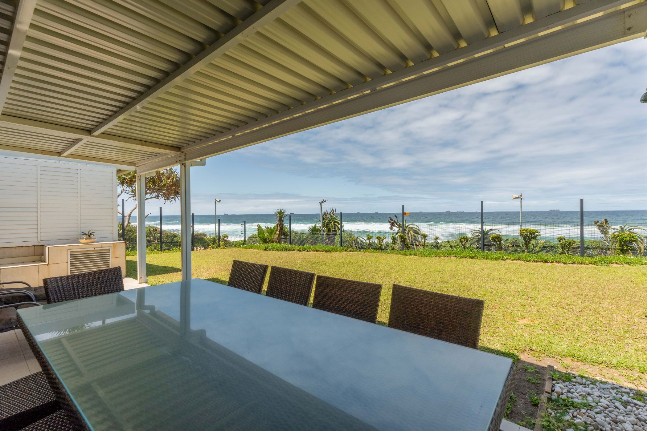 Apartment sold in uMhlanga Rocks - 1ND1678710