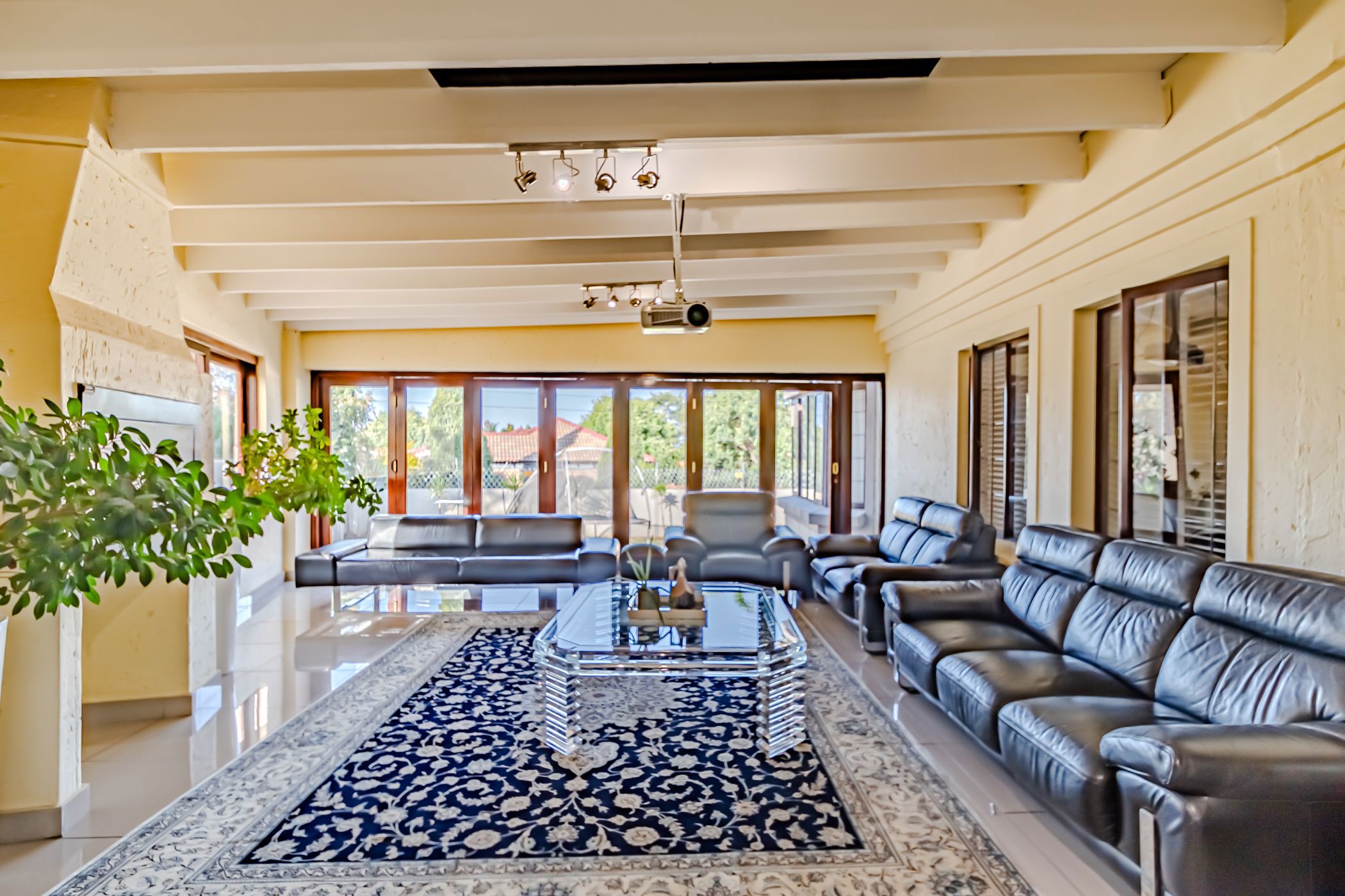 House for sale in Moreleta Park - PT1676021