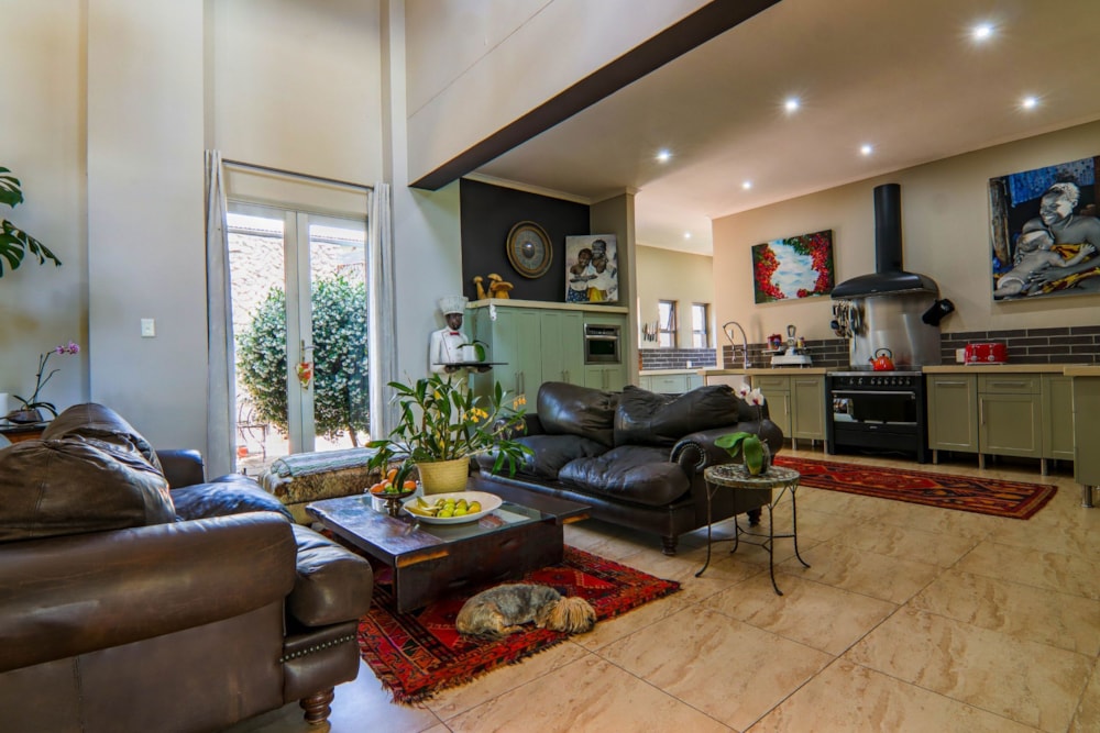 House for sale in Southdowns Estate - CN1607142 House for sale in Southdowns Estate - CN1607142