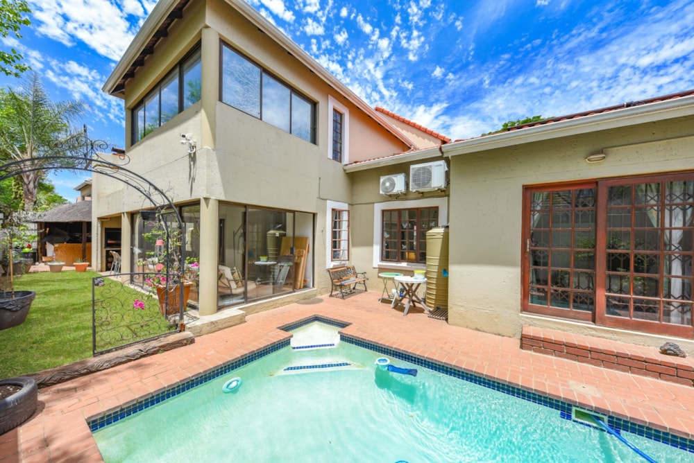 House for sale in Craigavon - FW1679065