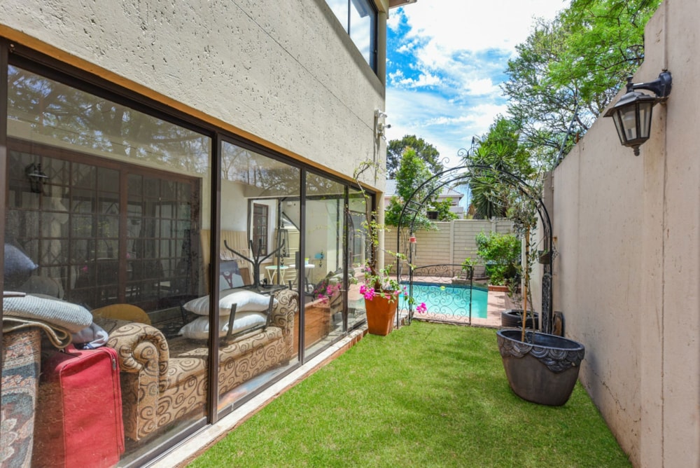 House for sale in Craigavon - FW1679065