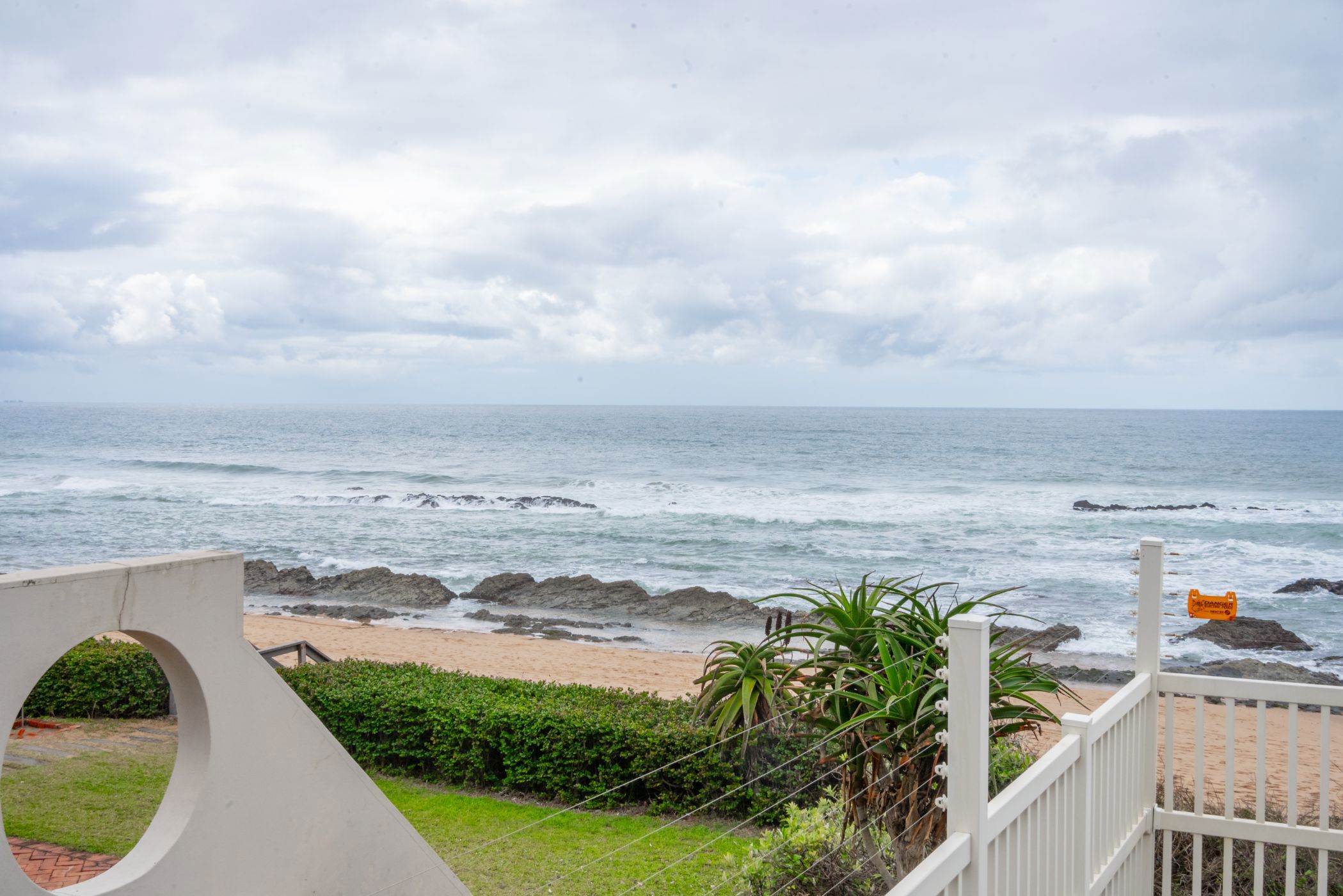 Apartment sold in Shakas Rock - 1BD1676217