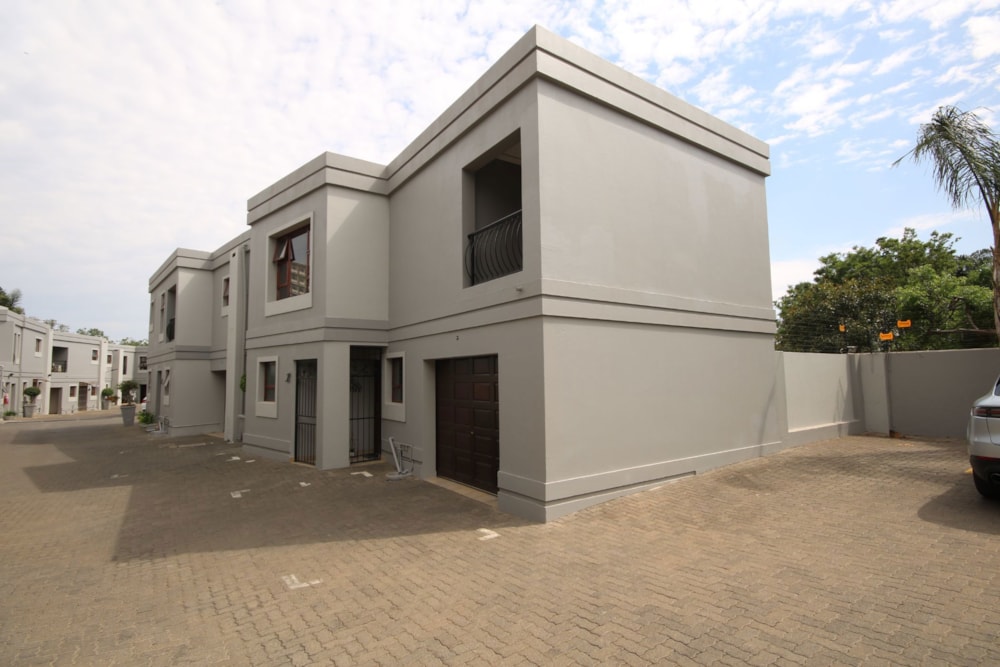 Double-storey cluster for sale in Bedfordview - BED1680326