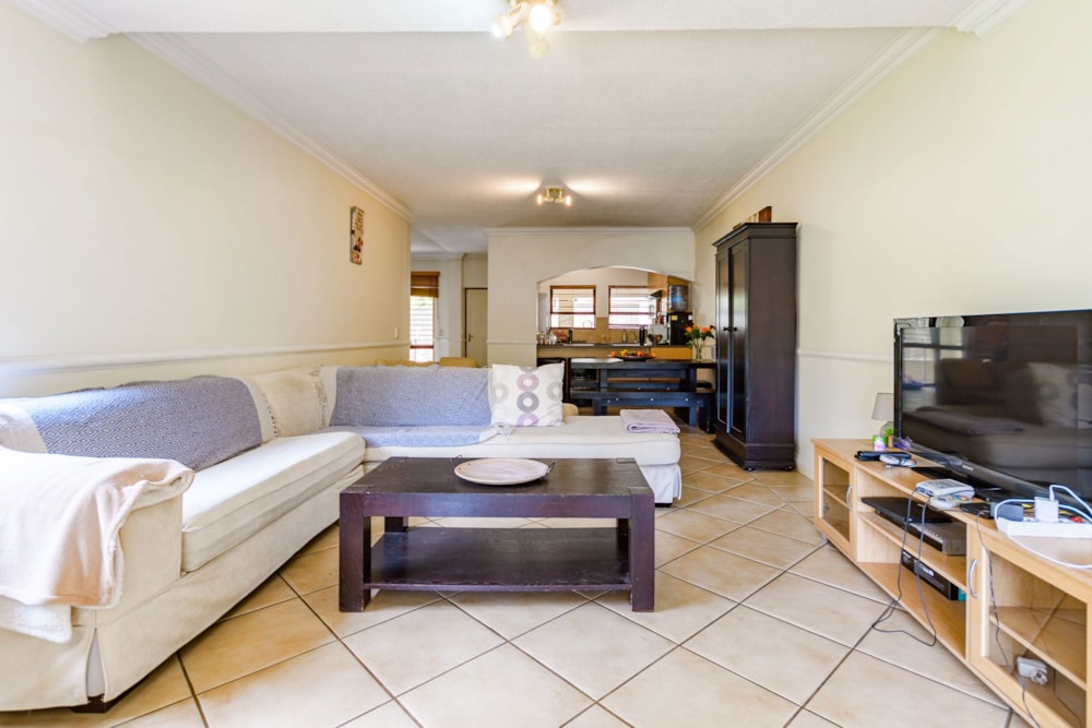 Apartment sold in Morningside, Sandton - HP1682794 Apartment sold in Morningside, Sandton - HP1682794