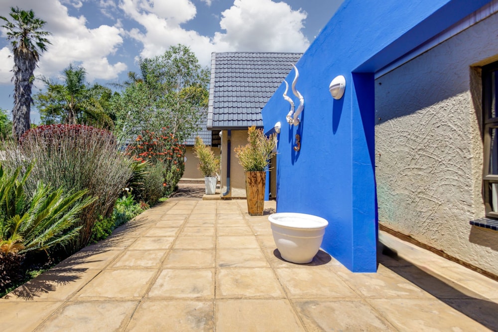 House sold in Farrarmere - EN1678988