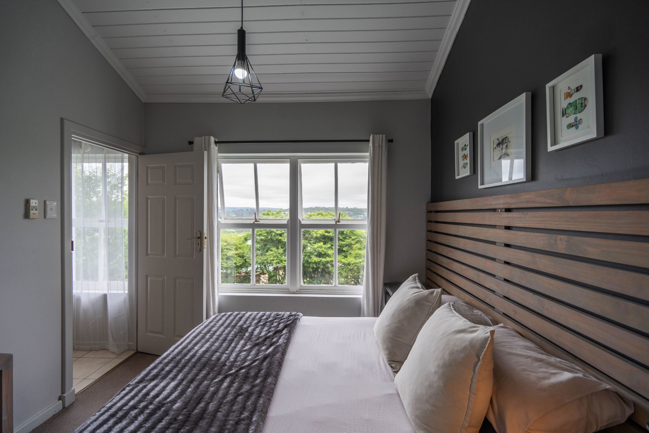 Security complex home sold in Kingswood - 1GC1682171