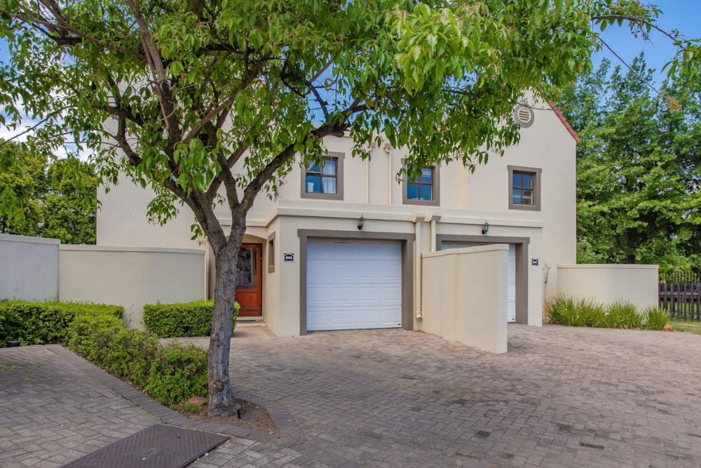 Golf estate house let in Boschenmeer Golf Estate - TKL1709380 Golf estate house let in Boschenmeer Golf Estate - TKL1709380