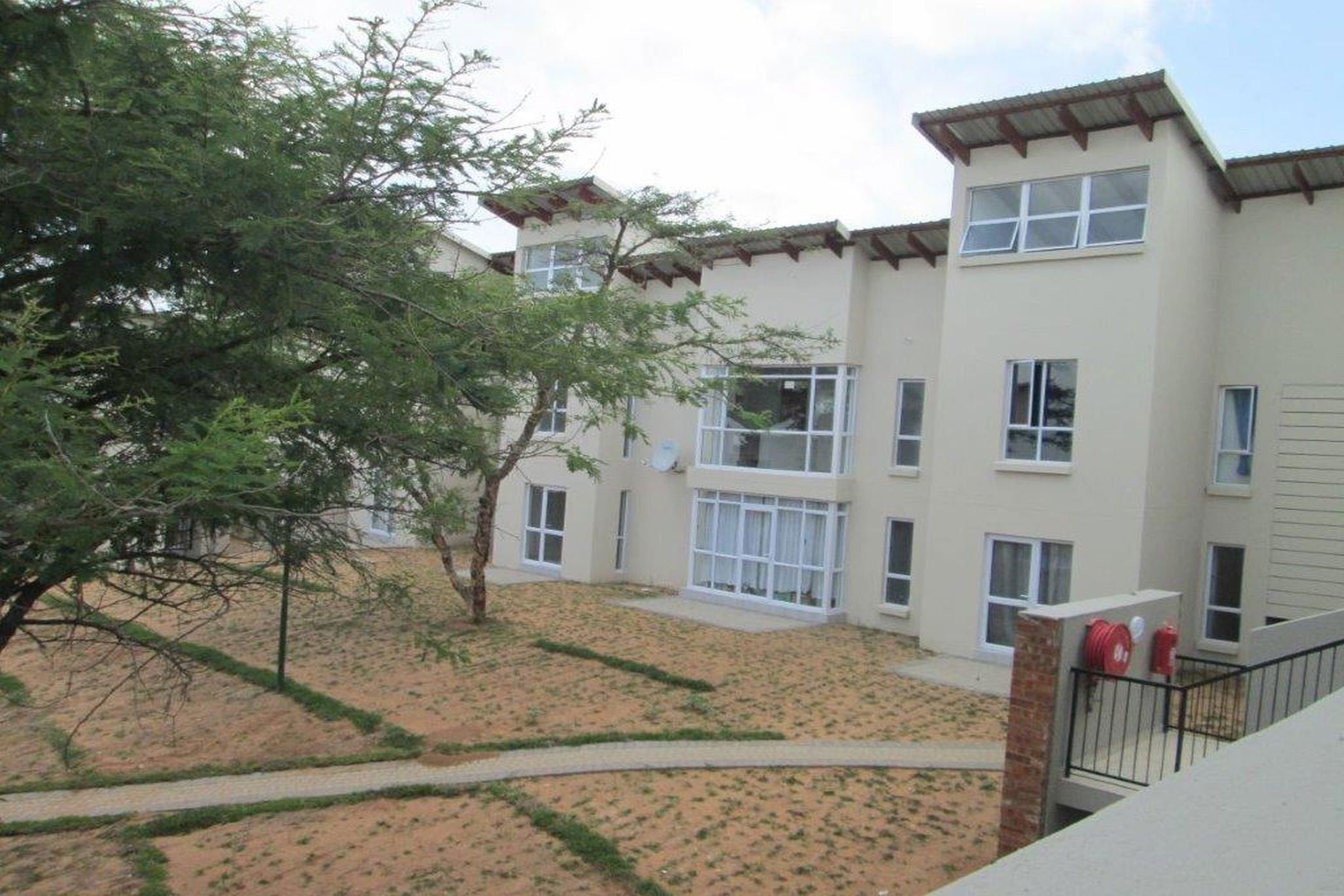 Apartment to rent in Mbomela Ext 37 (Nelspruit Ext 37) - 1NS1720656