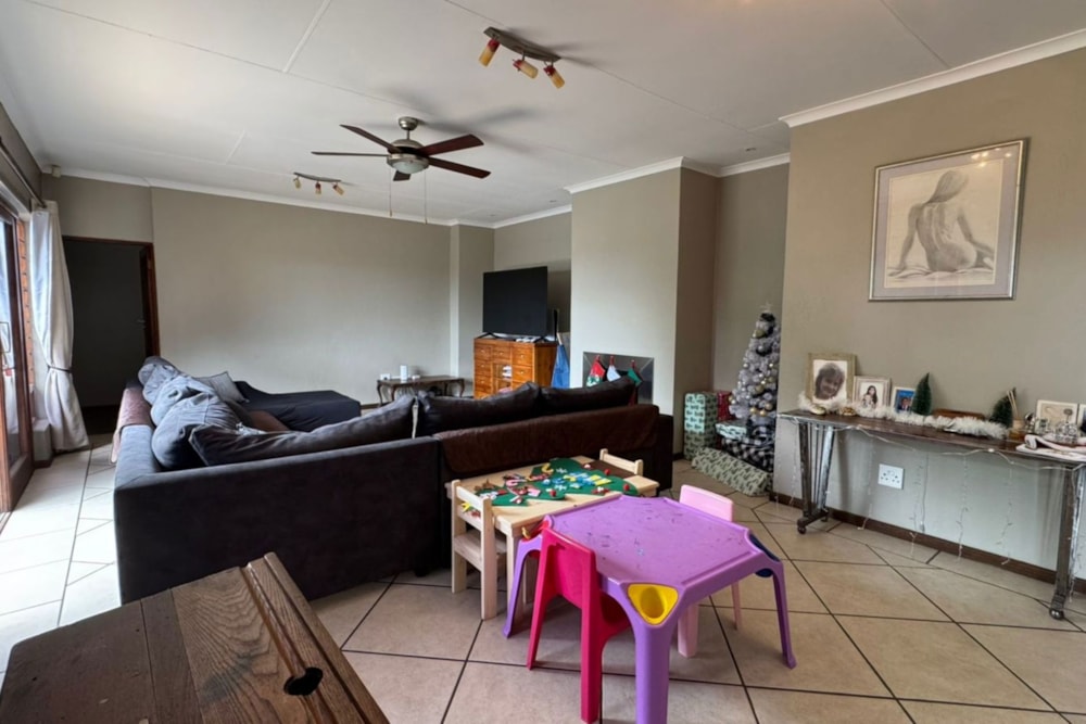 House for sale in Sonheuwel - 1NS1681454 House for sale in Sonheuwel - 1NS1681454