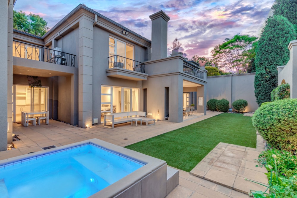 Cluster sold in Atholl - HP1680505 Cluster sold in Atholl - HP1680505