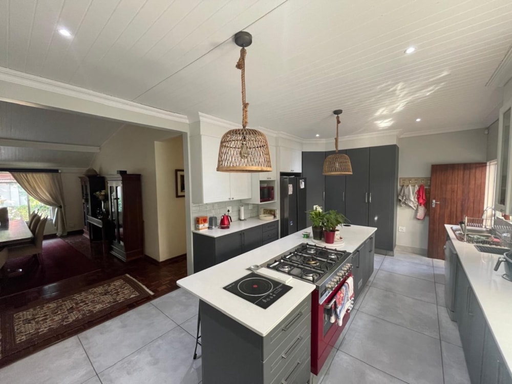 Guesthouse for sale in Lynnwood Glen - PT1679681 Guesthouse for sale in Lynnwood Glen - PT1679681