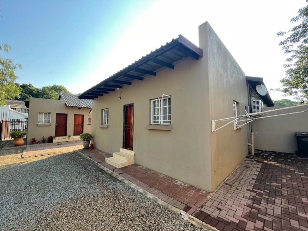 Guesthouse for sale in Lynnwood Glen - PT1679681 Guesthouse for sale in Lynnwood Glen - PT1679681