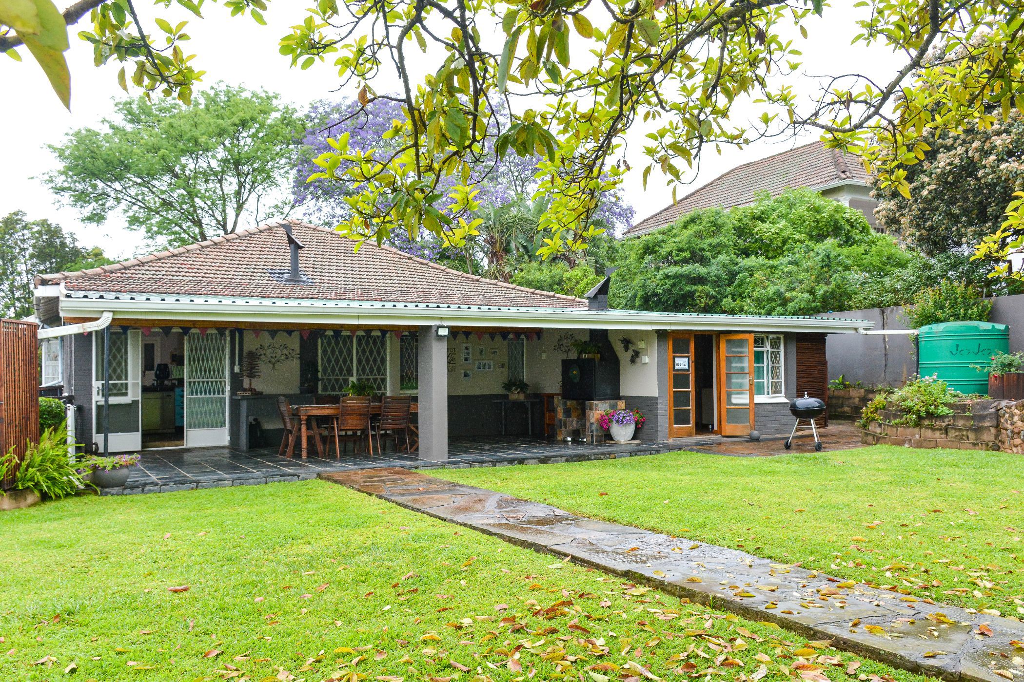 House sold in Clarendon - 1PM1681190