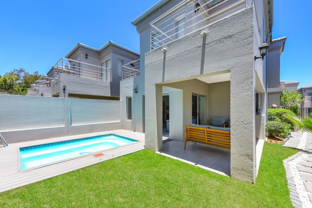 Townhouse sold in Craigavon - FW1683111 Townhouse sold in Craigavon - FW1683111