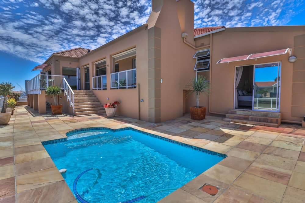 House for sale in Port Owen - LA1427481