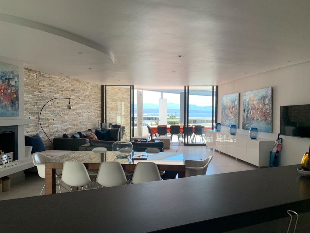 Apartment for sale in Signal Hill, Plettenberg Bay - 1KG1698449 Apartment for sale in Signal Hill, Plettenberg Bay - 1KG1698449