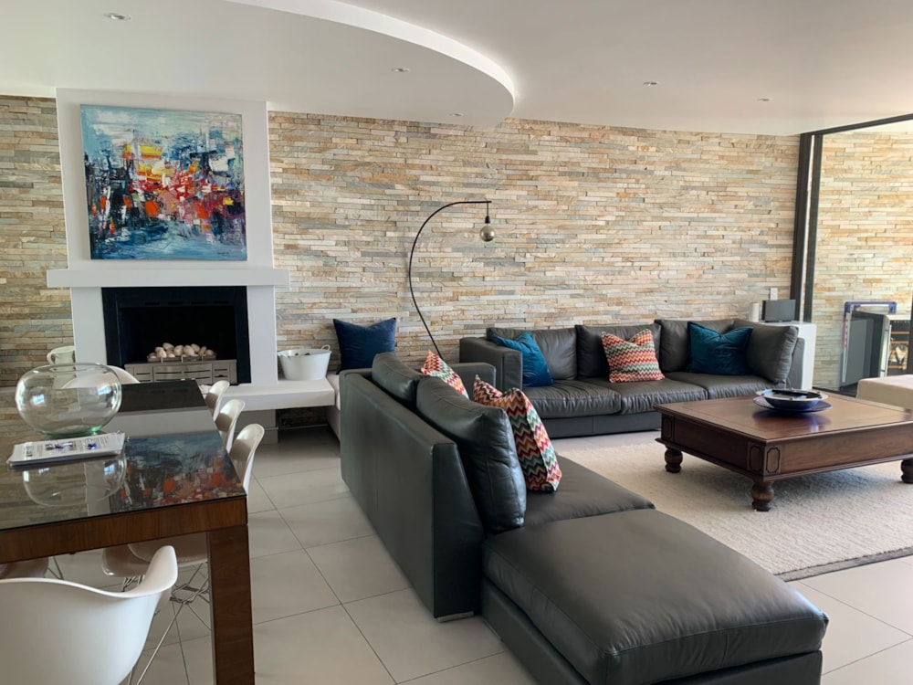 Apartment for sale in Signal Hill, Plettenberg Bay - 1KG1698449 Apartment for sale in Signal Hill, Plettenberg Bay - 1KG1698449