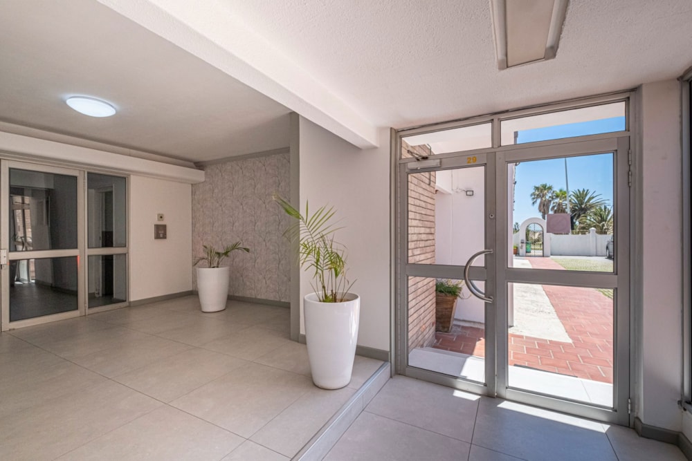 Apartment sold in Summerstrand - 1PLZ1681760