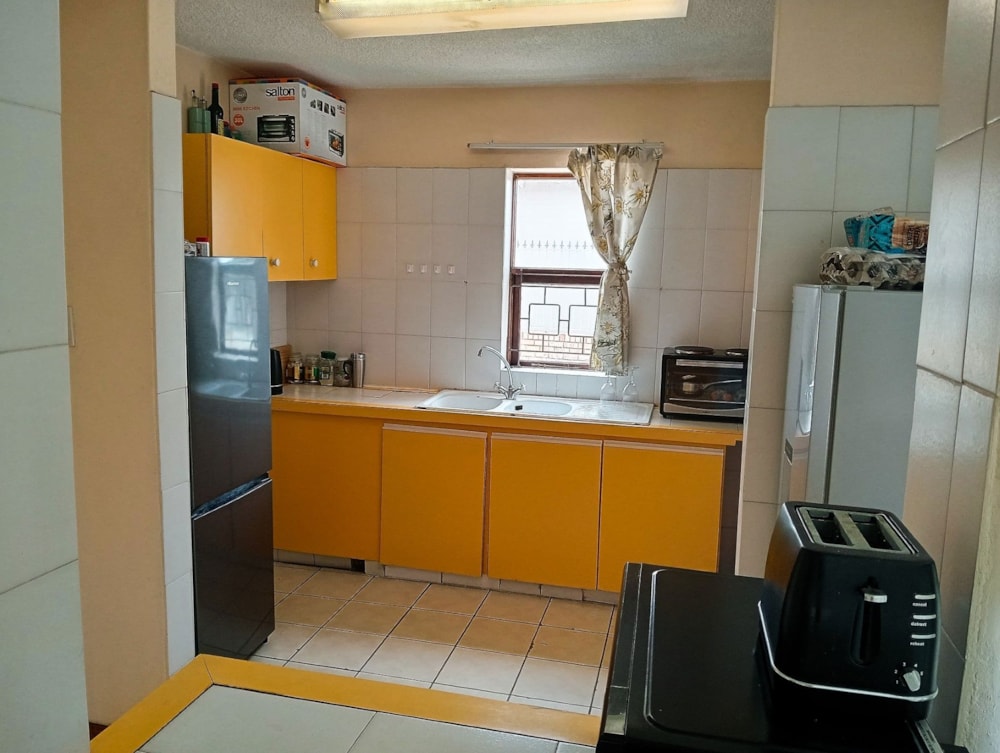 Apartment sold in Bluewater Bay, Port Elizabeth, Gqeberha - 1PLZ1680725 Apartment sold in Bluewater Bay, Port Elizabeth, Gqeberha - 1PLZ1680725