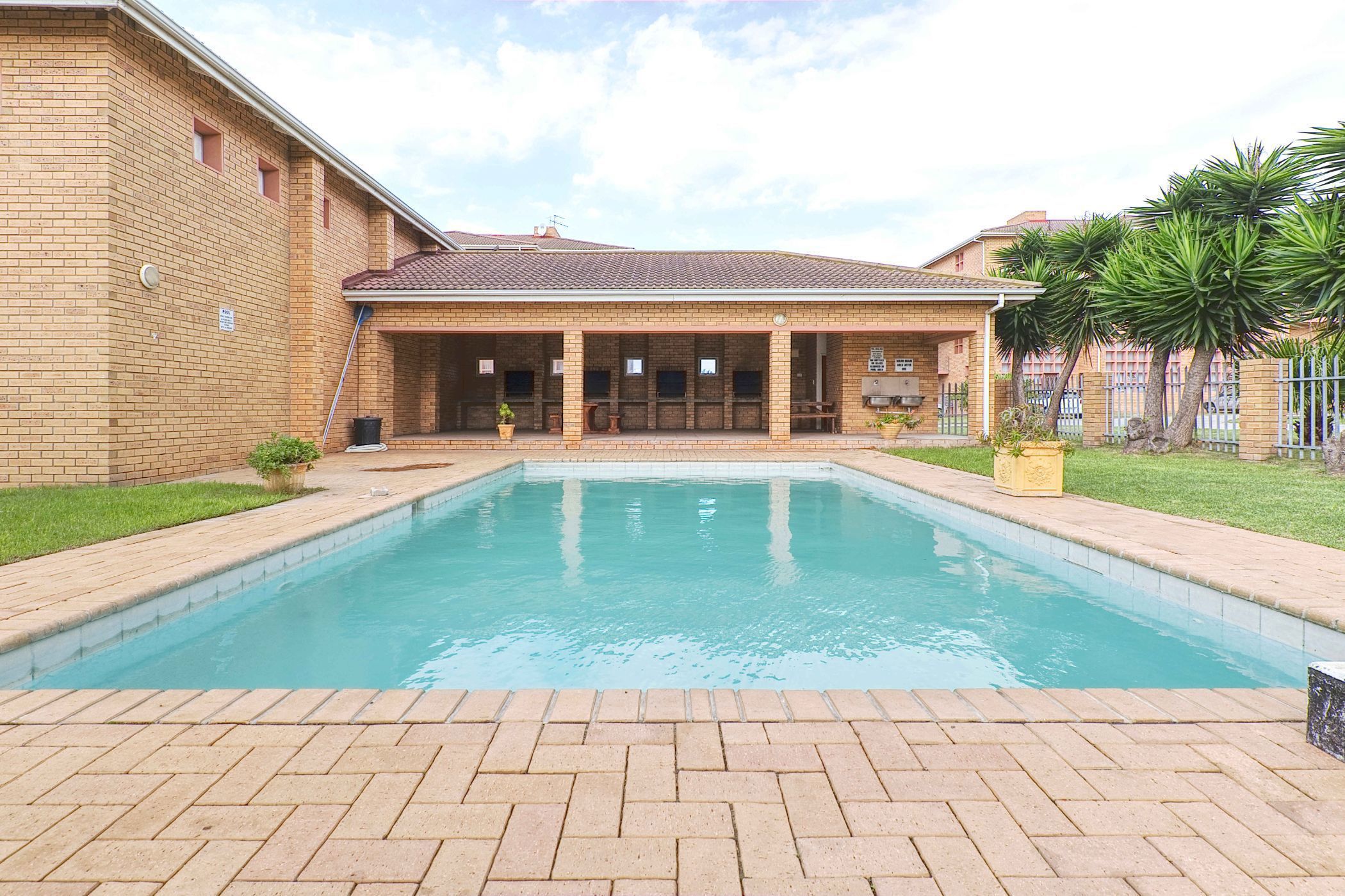 Apartment let in Bluewater Bay, Port Elizabeth, Gqeberha - 1PLZ1680104