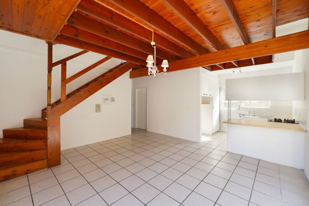 House sold in Admirals Park - SW1679558 House sold in Admirals Park - SW1679558