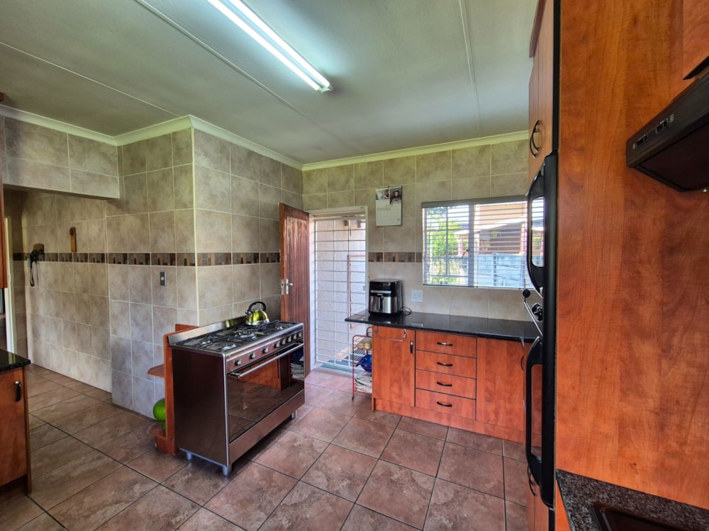 House sold in Elspark, Boksburg - BOK1682536 House sold in Elspark, Boksburg - BOK1682536