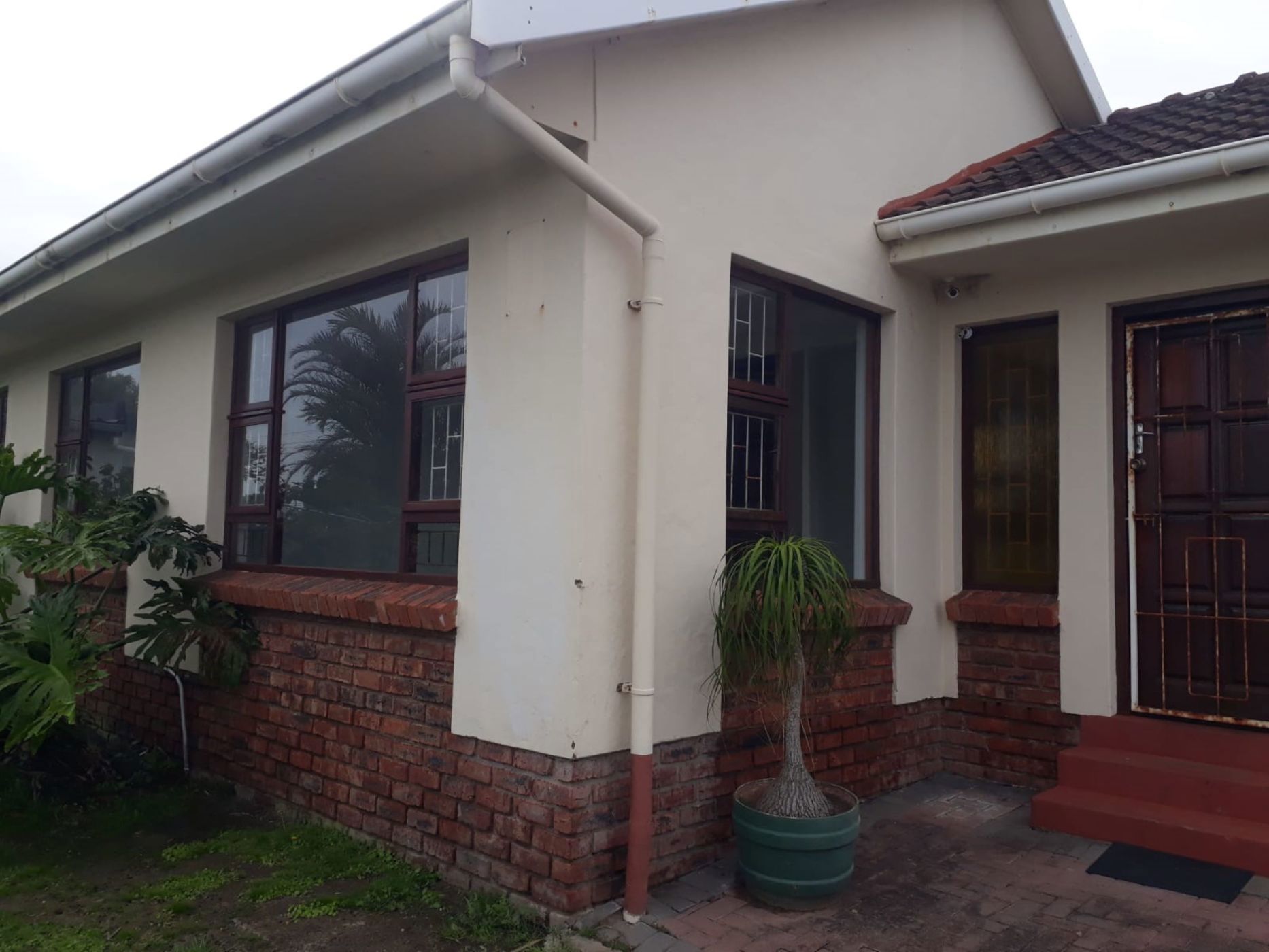 Garden cottage to rent in Gonubie - 1EZ1721994