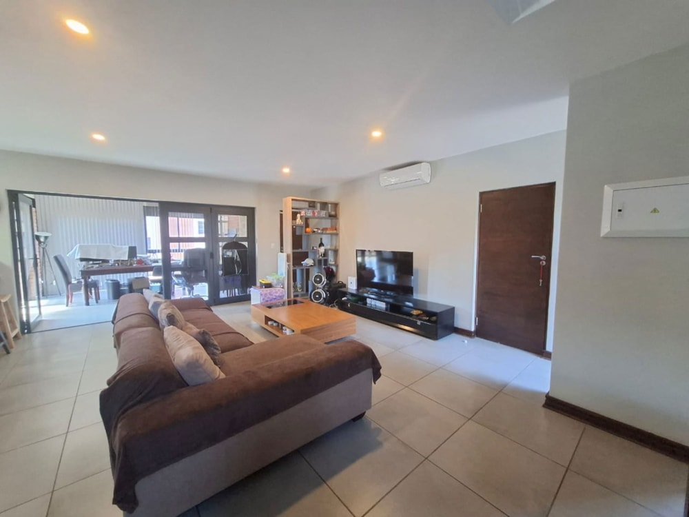 Townhouse for sale in Wild Olive Estate - 1BX1683050