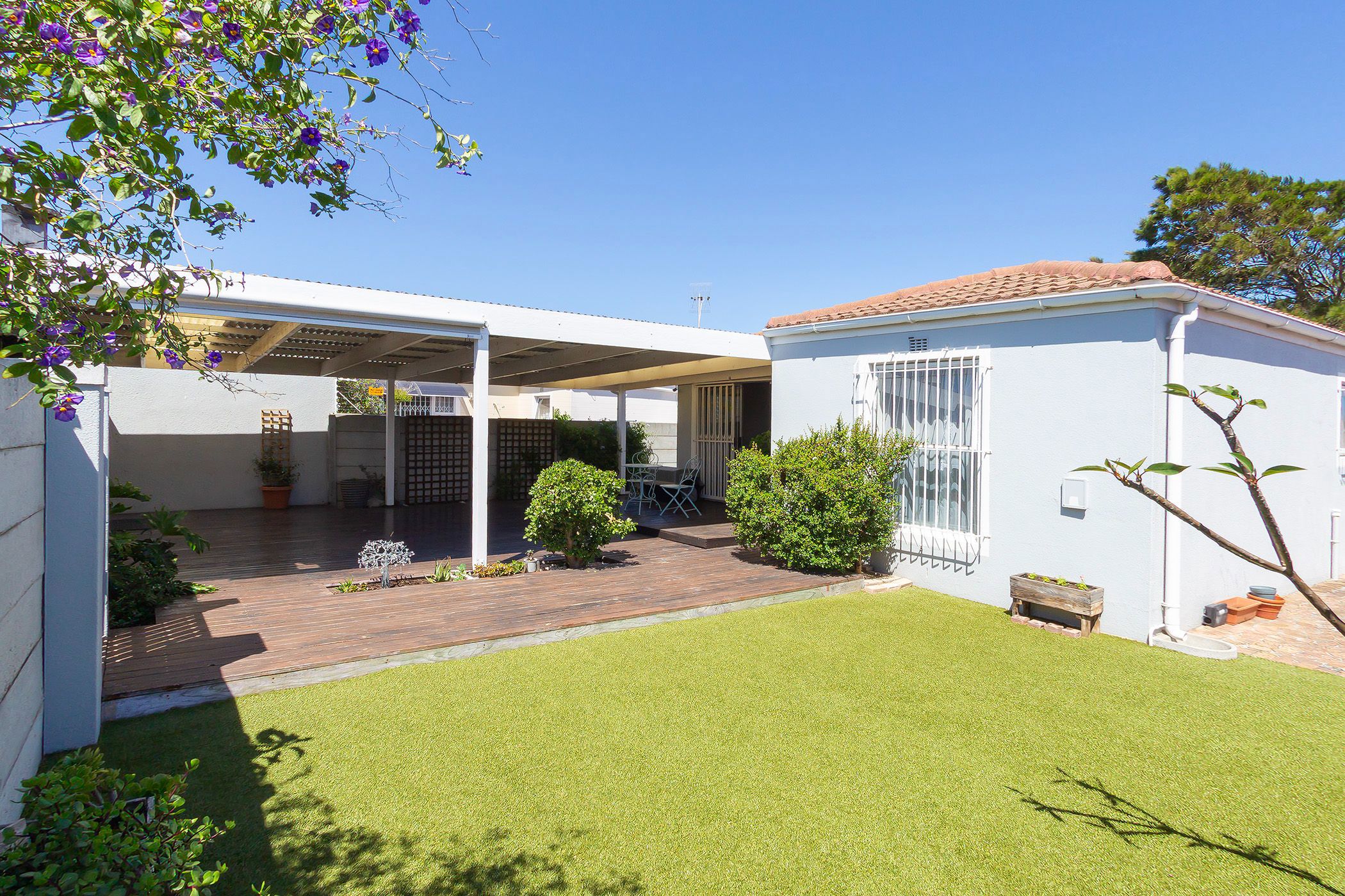 House sold in Sunningdale, Blouberg - 1TV1680714