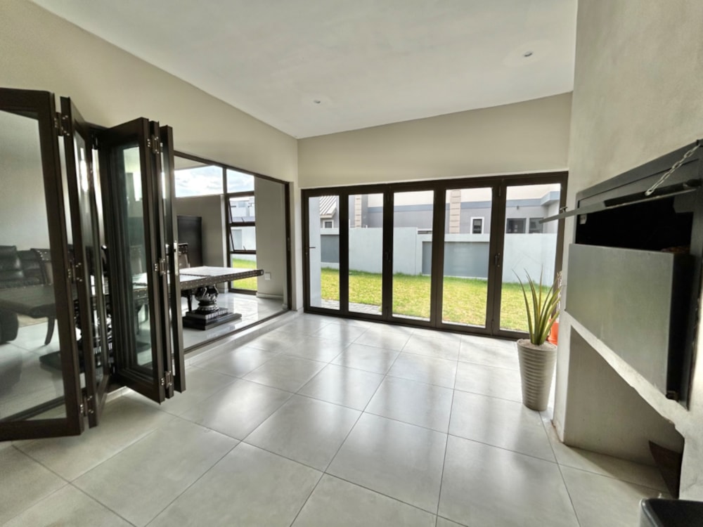 House for sale in Six Fountains - PT1680703