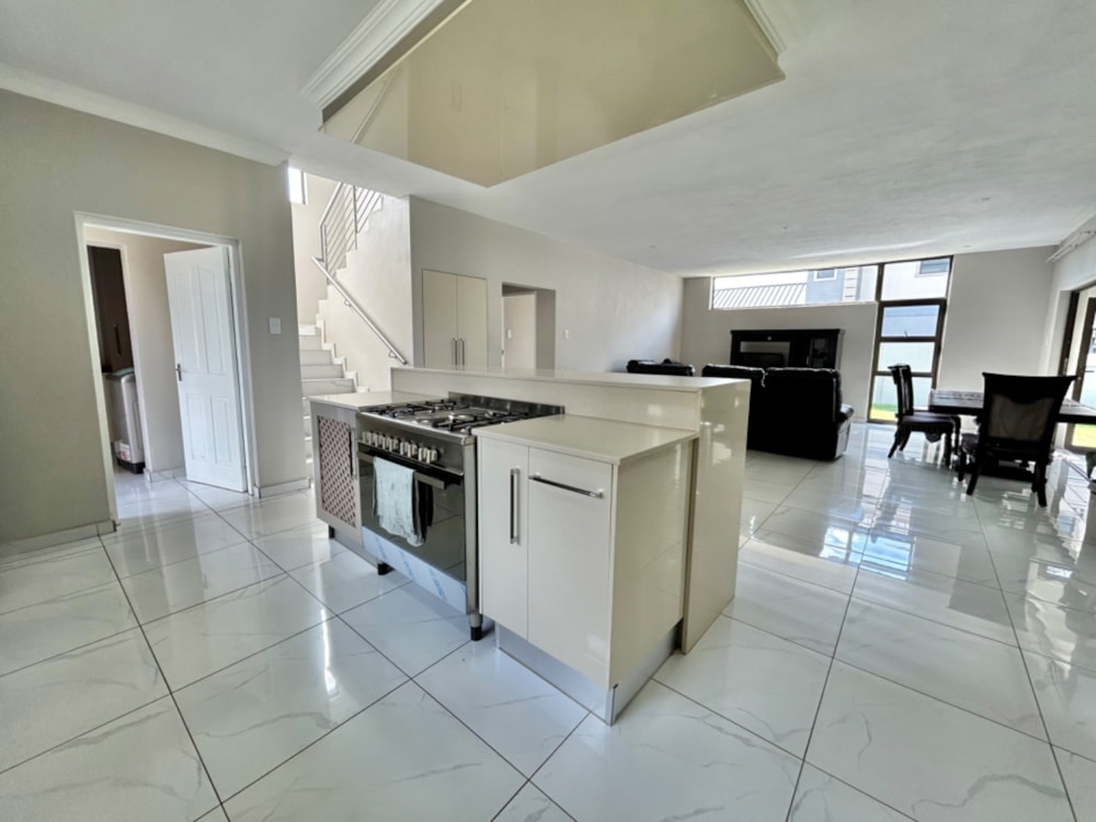 House for sale in Six Fountains - PT1680703