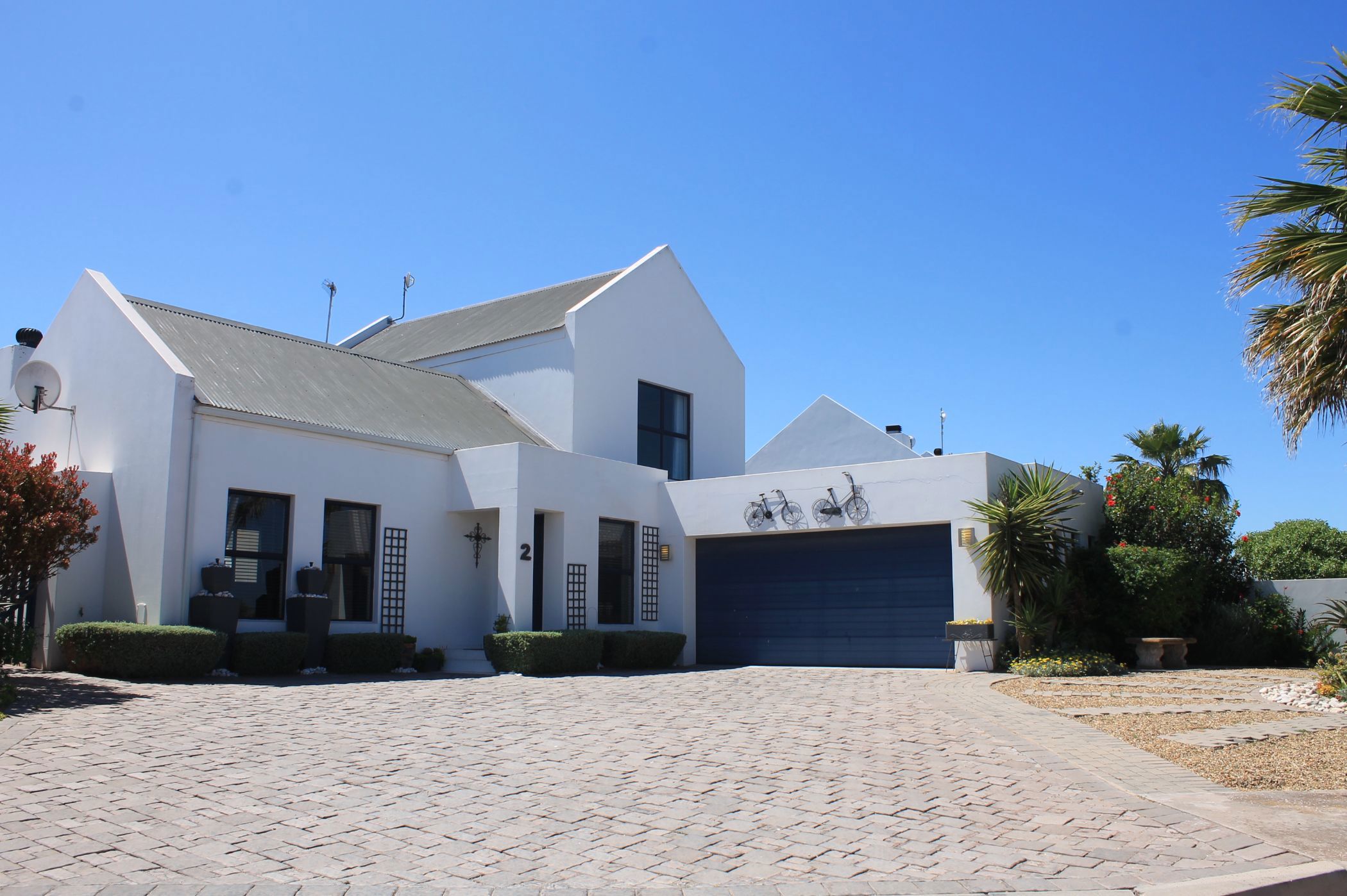 House sold in Blue Lagoon - LA1679834