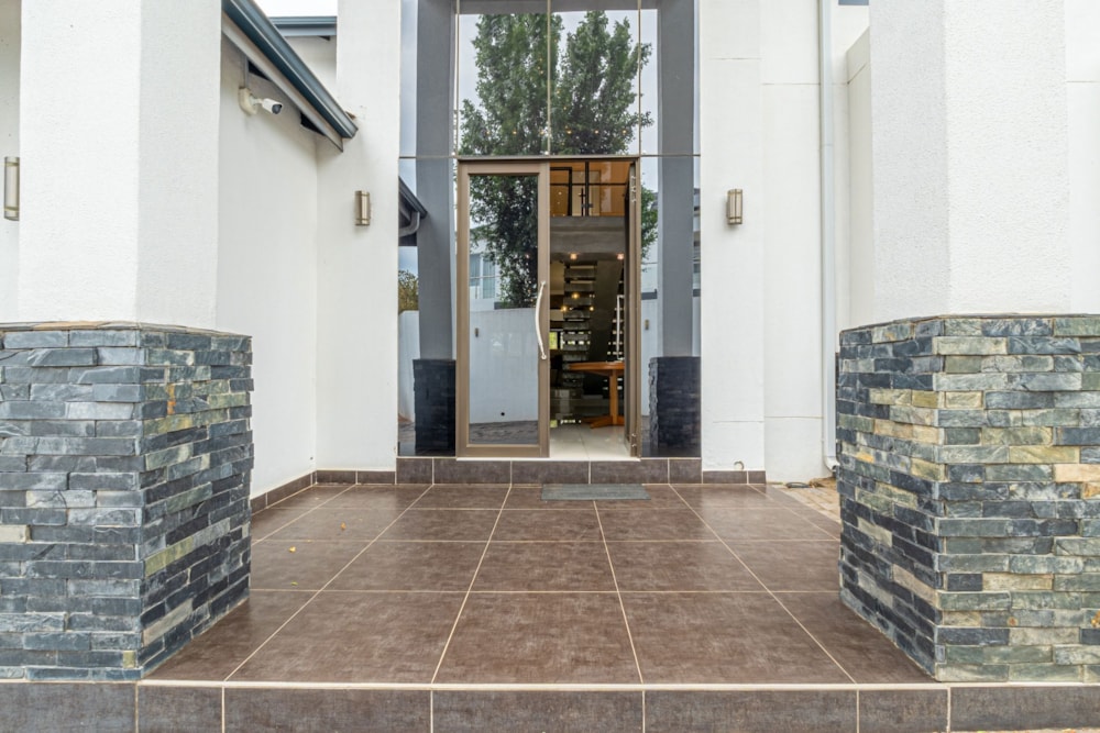 Cluster sold in Sunninghill - FW1679545 Cluster sold in Sunninghill - FW1679545