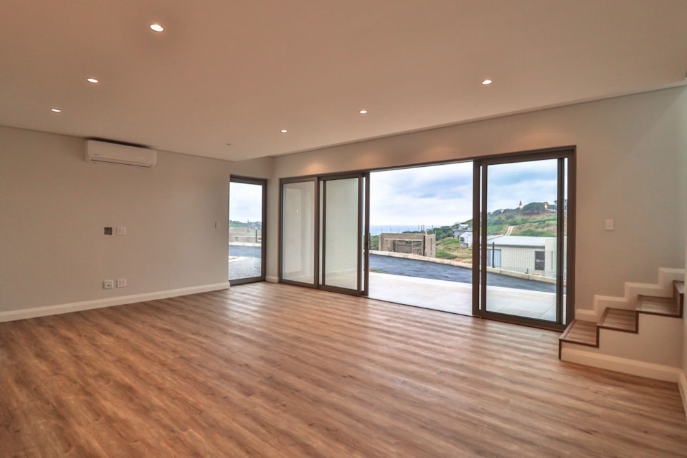 Double-storey house for sale in Zululami Estate - 1BD1680125 Double-storey house for sale in Zululami Estate - 1BD1680125