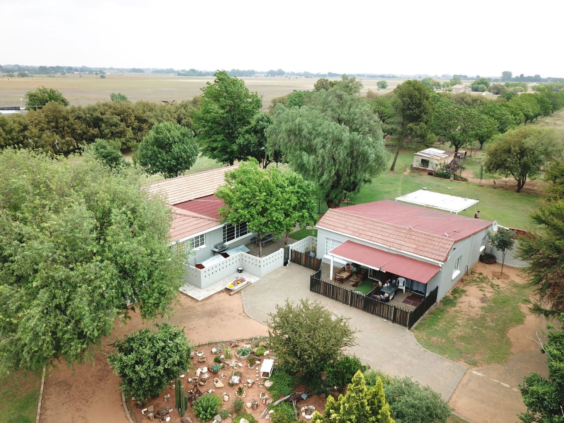 Smallholding sold in Bains Vlei - 1BX1681963