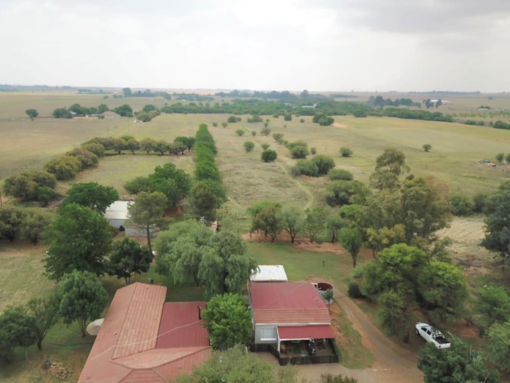 Smallholding sold in Bains Vlei - 1BX1681963 Smallholding sold in Bains Vlei - 1BX1681963