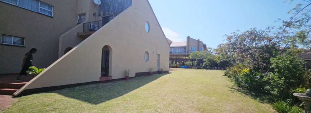 House for sale in Tongaat Beach - 1ND1696715 House for sale in Tongaat Beach - 1ND1696715