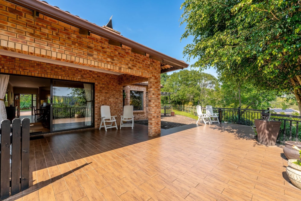 Security estate home sold in Kloof - 1KF1679484 Security estate home sold in Kloof - 1KF1679484