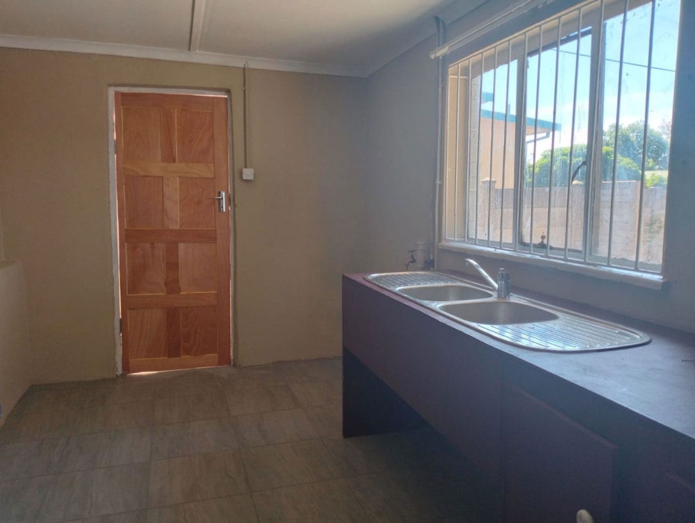 Townhouse let in Generaal de Wet - 1BX1680354 Townhouse let in Generaal de Wet - 1BX1680354