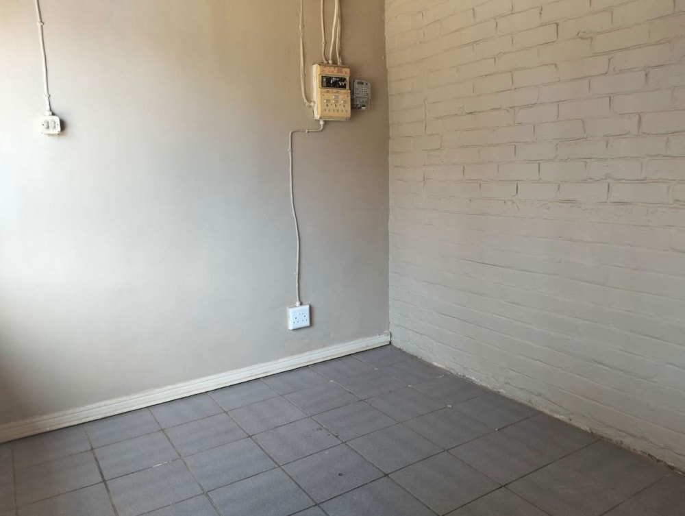 Townhouse let in Generaal de Wet - 1BX1680354 Townhouse let in Generaal de Wet - 1BX1680354