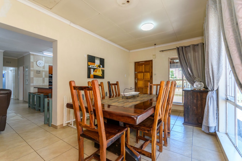 House for sale in Brackenhurst - 1AB1679044