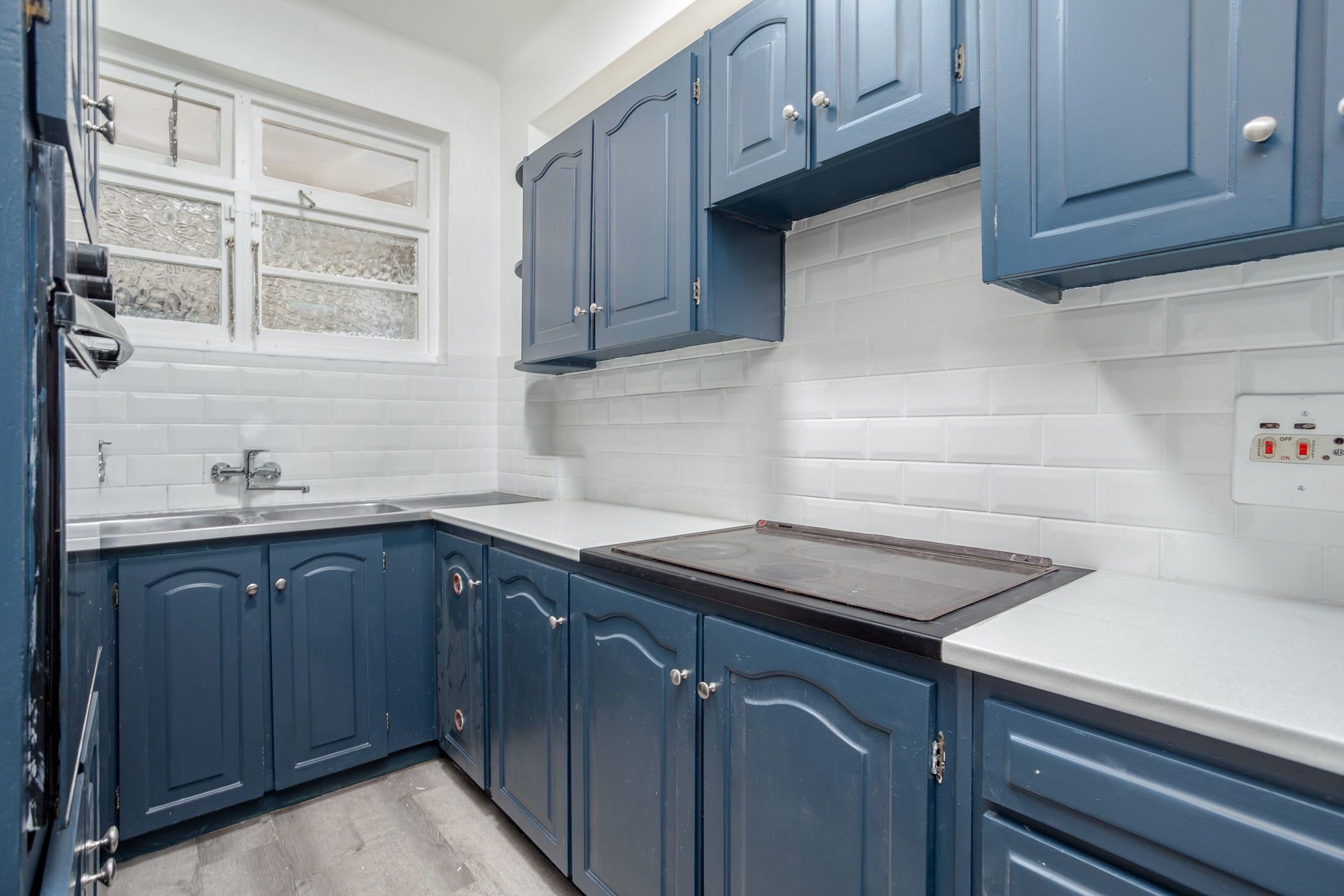 Apartment for sale in Glenwood, Durban - 1DA1683718