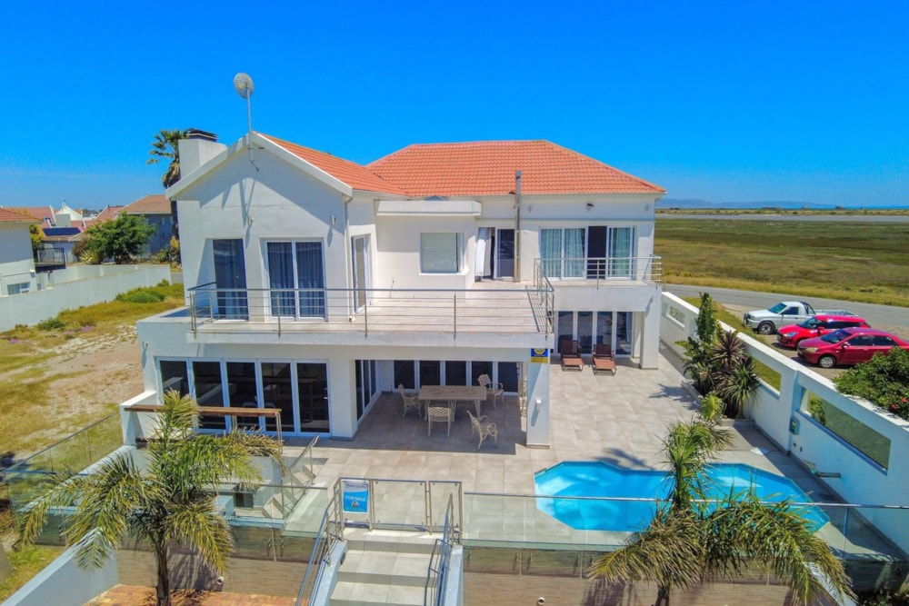 Double-storey house for sale in Port Owen - LA1610594