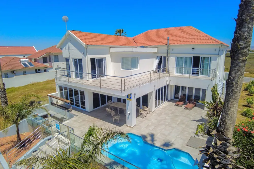 Double-storey house for sale in Port Owen - LA1610594